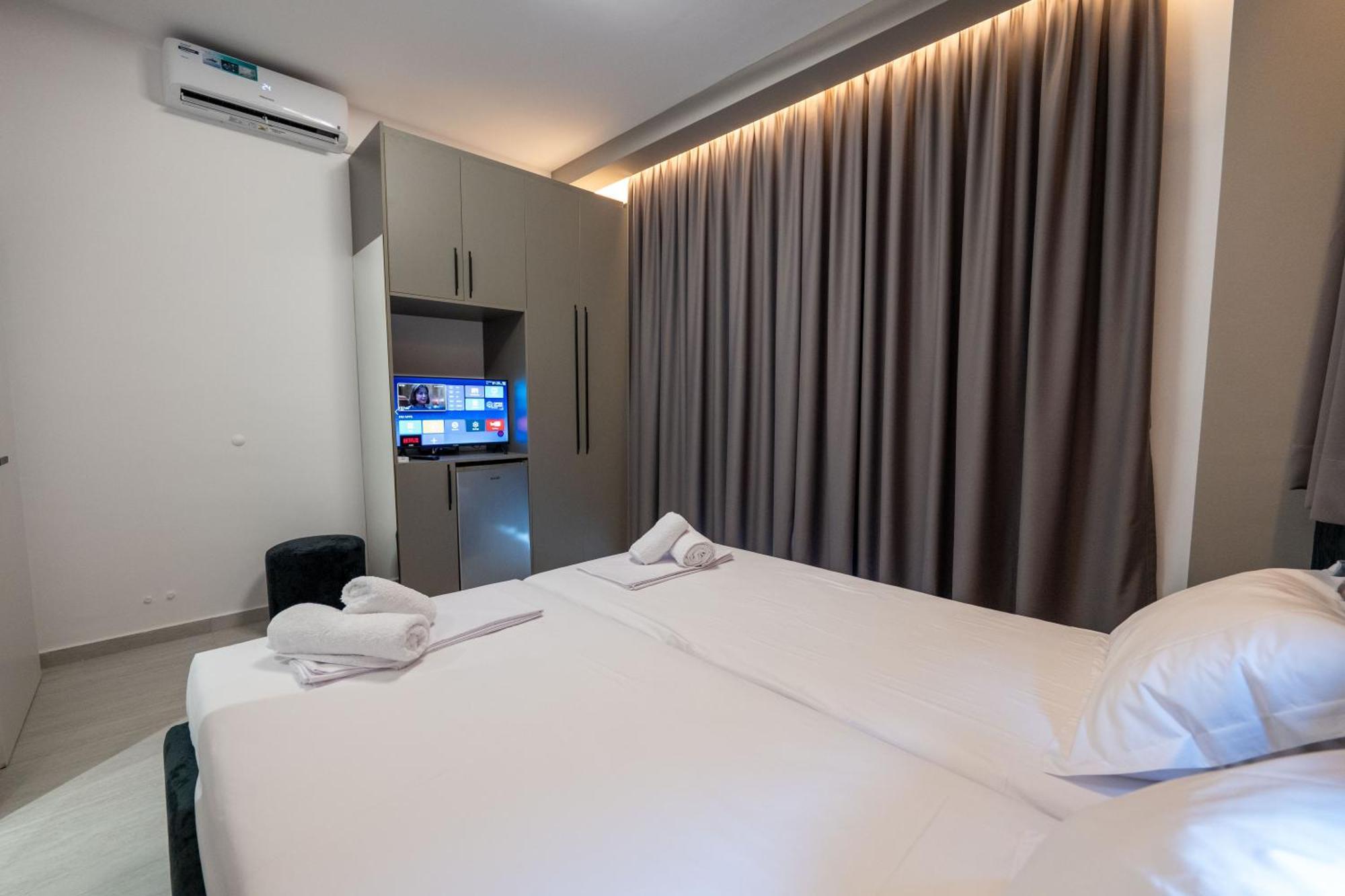 Euphoria Apartments Σαράντα Εξωτερικό φωτογραφία