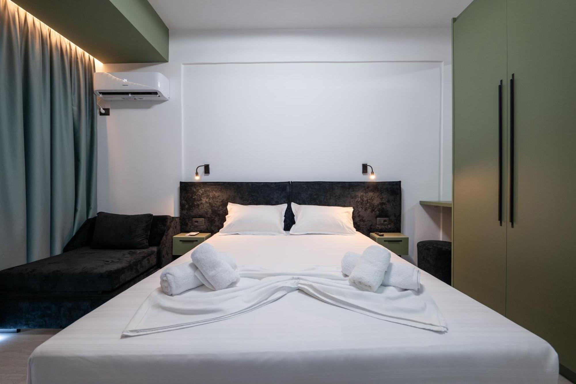 Euphoria Apartments Σαράντα Εξωτερικό φωτογραφία