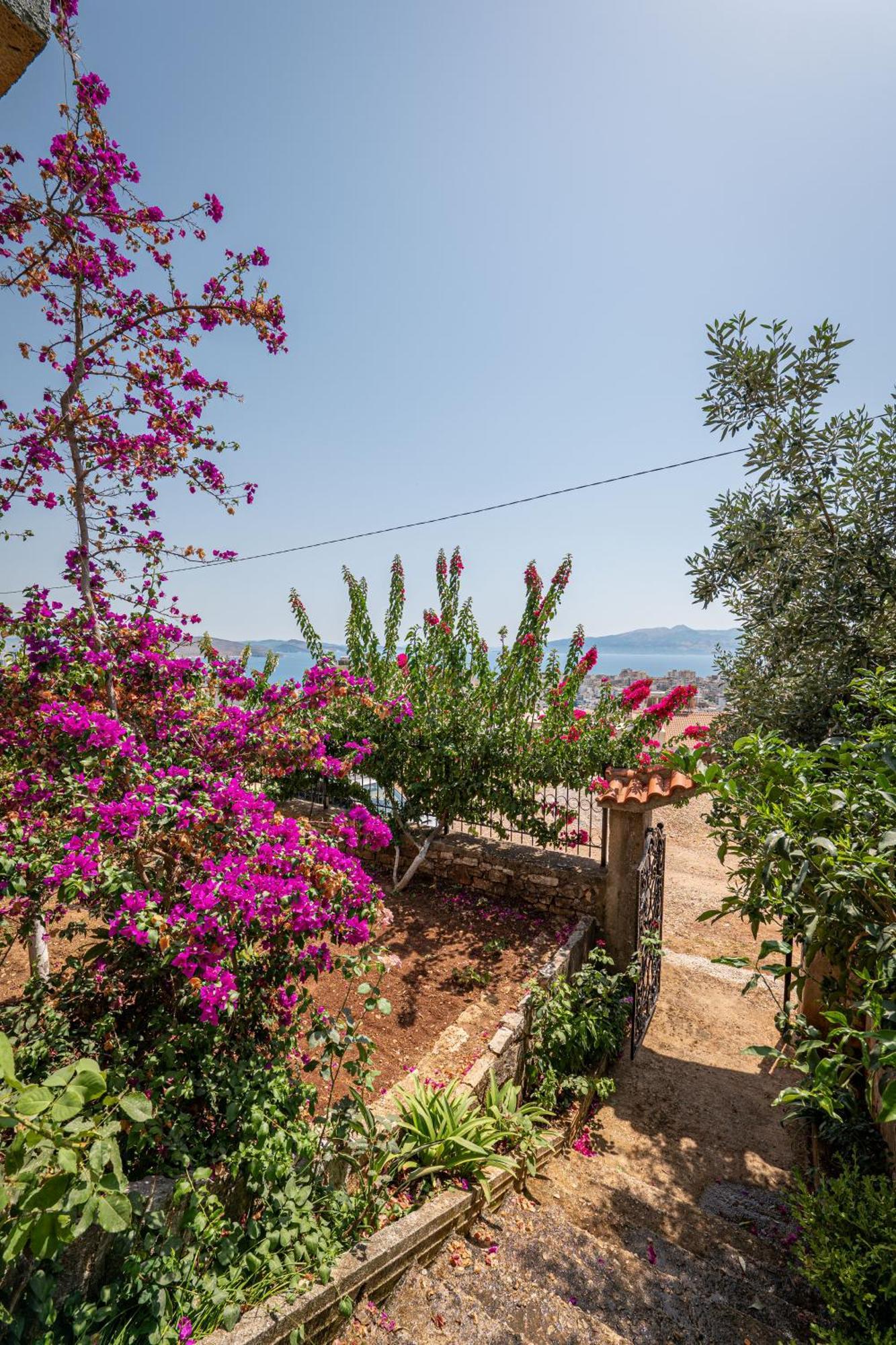 Euphoria Apartments Σαράντα Εξωτερικό φωτογραφία