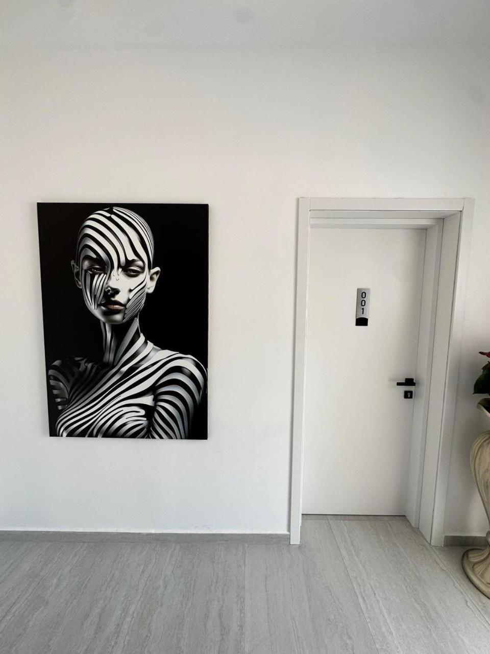 Euphoria Apartments Σαράντα Εξωτερικό φωτογραφία